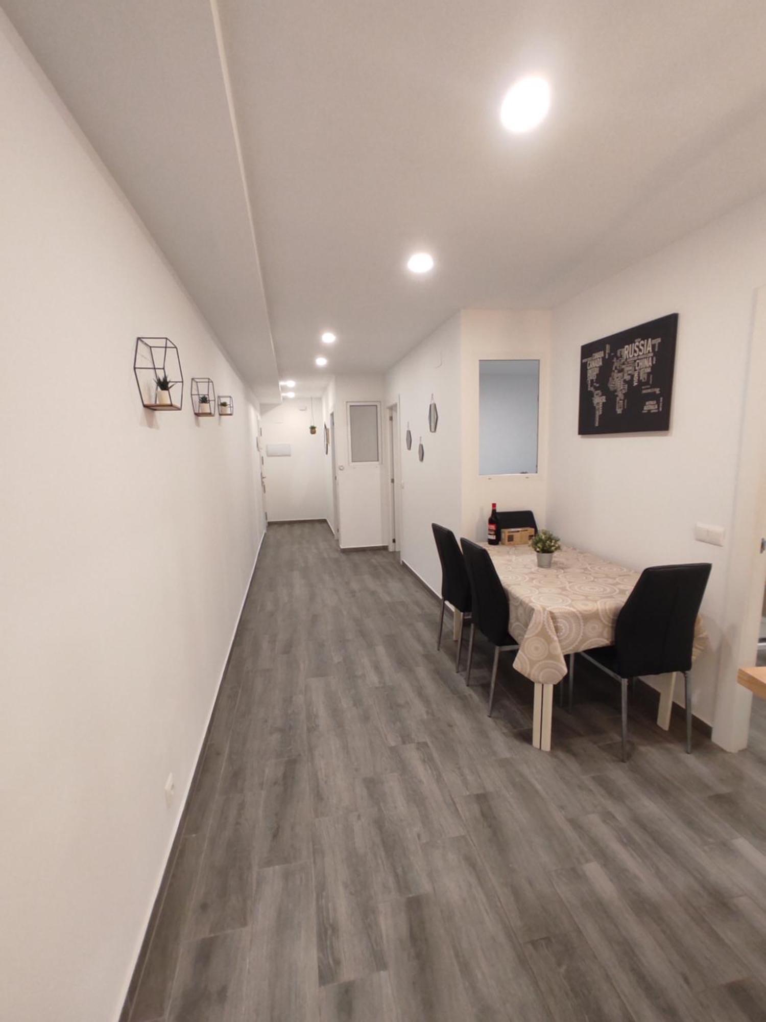 Piso Tranquilo Y Bonito Malagaアパートメント エクステリア 写真